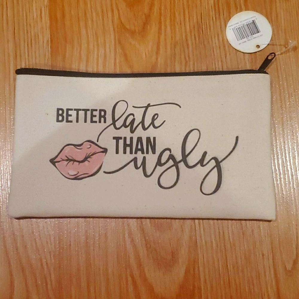 Travel pouch
